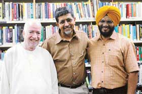PUNJABIS PRIDE: Rana Nayar flnaked by Punjabi writers Mohan Bhandari and Prem Gorkhy