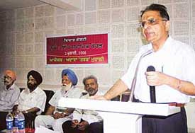 Mr Puran Sing Kirti, Mr Dalbir Singh, Mr Karnail Singh, Mr Ranjivan Singh and Dr Anil Malhotra at a seminar organised by Adara Tarak in Mohali