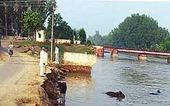 Eroded bank of Sirhind Canal