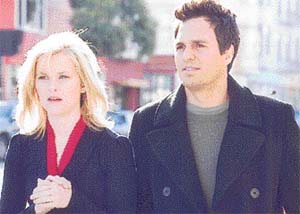 Reese Witherspoon and Mark Ruffalo in Just Like Heaven