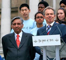 Union Minister for Youth Affairs and Sports Mani Shankar Aiyar with British Prime Minister Tony Blair at the historic Trafalgar Square marking the first anniversary of London winning its bid to host the 2012 Olympics, on Friday