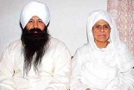 Dr Inderjit Kaur Khalsa and her son, Kulbir Singh, who are on a visit to India