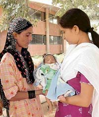 Abandoned three months ago at the PGI, this male child was reunited with his mother