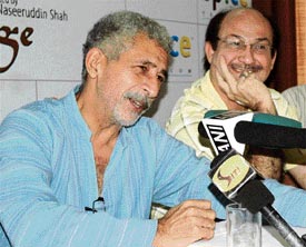 Naseeruddin Shah addresses a press conference in Amritsar on Saturday