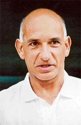Sir Ben Kingsley 