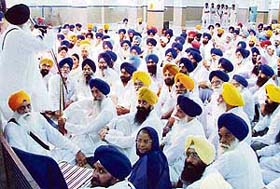 Akali leader Jagdev Singh Talwandi addresses a party workers’ meeting in Ludhiana