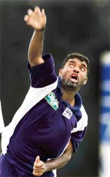 Will the Indians be able to counter Muttiah Muralitharans attack?