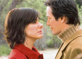 Sandra Bullock and Keanu Reeves in The Lake House