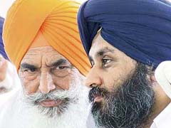 Shiromani Akali Dal MP Sukhbir Badal shares a word with Damdama Sahib Jathedar Balwant Singh Nandgarh