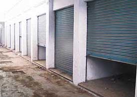 Booths constructed by PUDA in Phase III-B-1, Mohali, in a state of neglect.