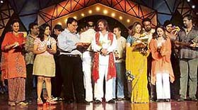 Popular singers, including Hans Raj Hans and Aroon Bakshi, along with actor Nagma at the music release function of the movie,  Ek Jind Ek Jaan, at the GRD Academy