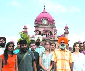 Students from Oxford University, the UK, with teachers at Khalsa College Amritsar.