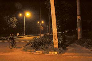 The lack of illumination, improper entry and exit points, besides the presence of potholes, have rendered the cycle-tracks practially useless in Chandigarh.