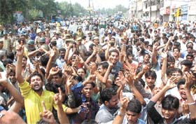 Traders at Paharganj protesting against the ongoing sealing drive in the Capital on Wednesday.