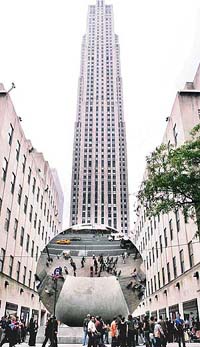 Anish Kapoor's creation "Sky Mirror" made of polished stainless steel is installed at the 30 Rockefeller Centre in Manhattan on Thursday.