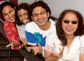 The NSD alumni crew of theatre group Sambhav
