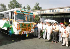 Mr Ved Parkash Gupta, Chairman of PRTC, flags off new bus service to Rajasthan from the Chandigarh at the depot