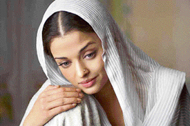 Aishwarya Rai in Umrao Jaan