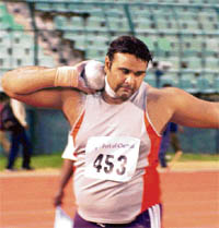 Shot putter Navpreet Singh performed well under difficult conditions at the 46th National Athletics Championship in Chennai last week.
