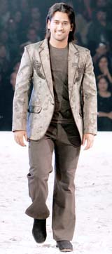 Cricketer Mahendra Singh Dhoni presents a creation by Rohit Gandhi-Rahul Khanna's Cue in New Delhi