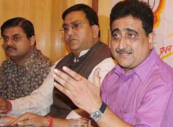 President BJP Beopar Morcha Jalandhar, MrRavinder Dhir, addresses a press conference in Jalandhar