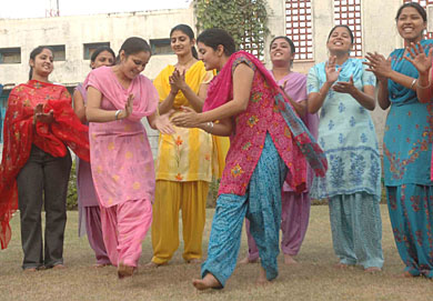 College students in Jalandhar prepare for youth festivals
