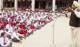 Mr Harbans Singh Brahampur sings with toombi at Sanatan Vidya Mandir Senior Secondary School at Ahmedgarh 