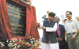 Harun Yusuf, Delhi Transport Minister, along with Jagdish Khattar, MD Maruti Udyog, inaugurating the Institute of Driving Training & Research at Sarai Kale Khan in the Capital on Wednesday. 