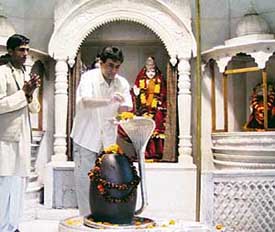 Actor Nitish Bhardwaj offers prayers at a temple in Chandigarh on Thursday