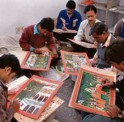Artists from Rajashtan demonstrate the dying Mewad art at Kalagram.