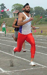 Manjinder Singh of PAPZone finishes his race 