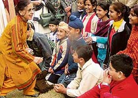 Writer Kanna Singh interacts with children on the concluding day of Bal Kahani Workshop organised at Saranglok in Mohali