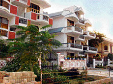 Flats constructed by private builders are not getting any buyers in Faridabad as the state government has banned the registry of such flats.