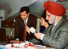 Dr Bhagwant Singh, vice-president, Asia-Pacific Dental Federation, inaugurates the website of the local branch of the Indian Dental Association in Ludhiana on Sunday.