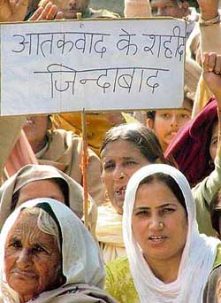 Victims of Punjab terrorism under the banner of the All-India Punjab Migrants Federation sit in dharna against the Punjab Government, demanding relief package for their rehabilitation, at Jantar Mantar in New Delhi on Sunday
