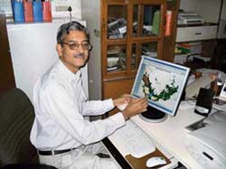 Dr Raman Sukumar: Winner of International Cosmos Prize