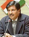 Mr V.K. Garg, Commissioner, Central Excise, addresses a news conference in Ludhiana
