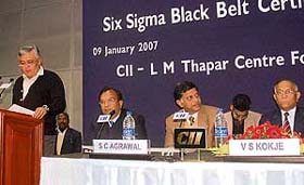 Himachal Governor, Justice V.S. Kokje (extreme right) presides over the Six Sigma Black Belt Certification Ceremony, held at CII in Chandigarh