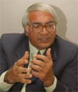 Dr Satish Kapoor