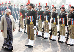 Delhi Chief Minister Sheila Dikshit inspecting guard of honour by NCC cadets at Delhi Cantt.