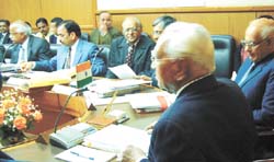 Governor of Haryana and Administrator of Delhi A. R. Kidwai holds a meeting of Delhi Development Authority on Master Plan 2021 at Raj Niwas, in the Capital.