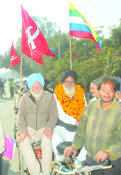 Kewal Singh Hazara hired a rickshaw