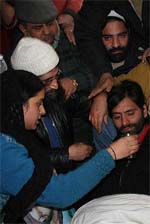 KLF chairman Mohammad Yaseen Malik ends his three-day fast at Maisuma in Srinagar on Thursday.