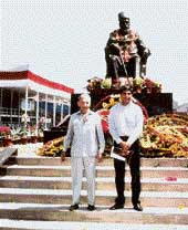 Ratan Tata with JRD near the statue of Jamshedji Tata