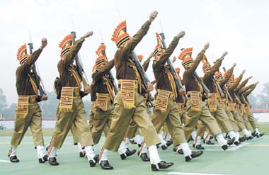 Delhi Police jawans during the 60th Delhi Police Raising Day Parade at Police Line in the Capital 