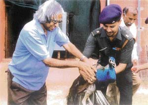 President APJ Abdul Kalam can serve as an apt role model to enthuse children about protecting wildlife
