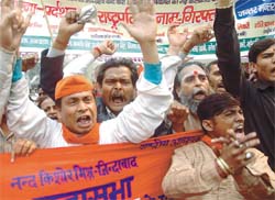 Activists of the All India Hindu Mahasabha demanding the hanging of Mohammad Afzal in the Capital on Monday.