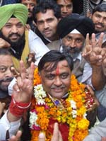 Manoranjan Kalia greets his supporters 