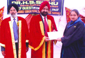 Dr H.S. Sidhu, chairman, Punjab School Education Board, awards degree to a student of Guru Gobind Singh Khalsa College, Sarhali