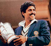 Kapil Dev with the 1983 World Cup trophy